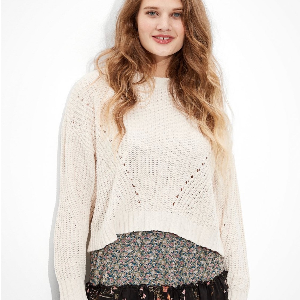 American Eagle Sweater